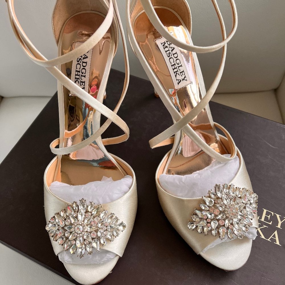Badgley Mischka Champagne Satin Crystal Medallion Strappy Heels